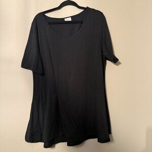 LuLaRoe Black Flowy top in size 2X